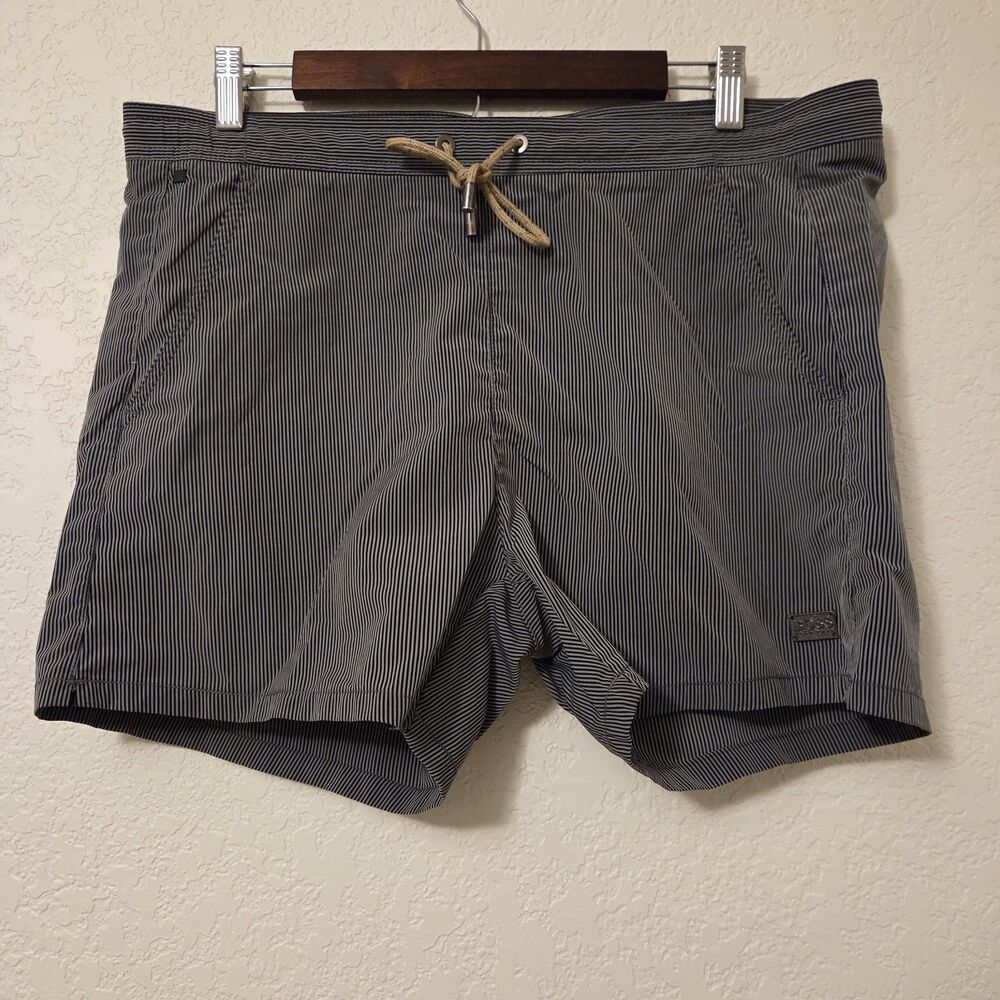 Hugo Boss Batfish Swim Shkrts Trunks Pinstripe Grey Medium